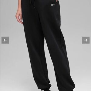 ALO Women's Black Accolade Sweatpants XS